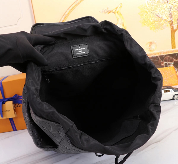 ルイヴィトンバッグ全体デザイン